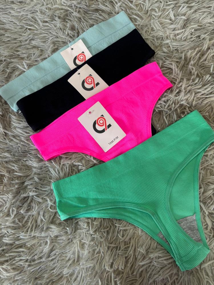 Calça canelada II